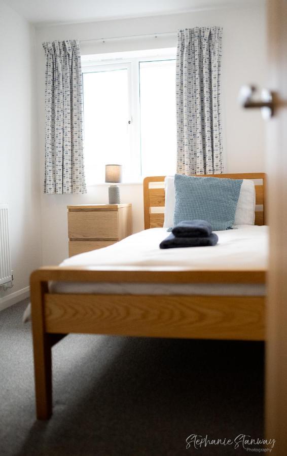 The Lookout, Modern Home From Home, Sleeps 5, With Private Parking & Outside Terrace St Ives  Luaran gambar